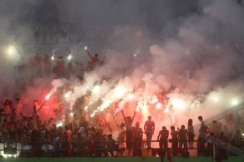 AKSI SUPORTER PERSIS