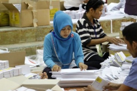 Kejar Target Pelipatan/Joko Sulistyo