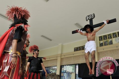 JALAN SALIB PASKAH