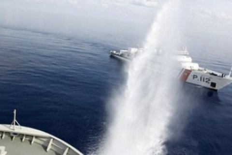 Materi Pemadaman Kebakaran Kapal/Joko Sulistyo