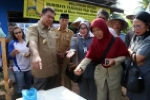 Tinjau Pelatihan Petani