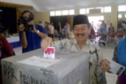 Wali Kota Herman HN Di TPS V