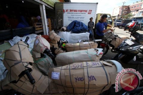 Paket Sepeda Motor Meningkat