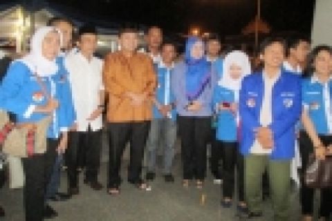 Gubernur Ridho &amp;amp; Pengurus KNPI Lampung 