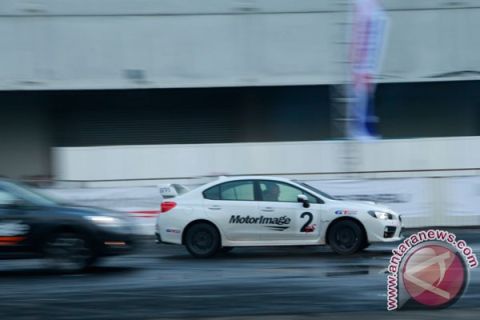 Russ Swift masih setia