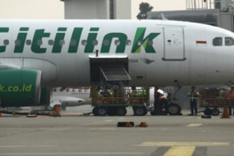 Ekstra Hati-Hati/Joko Sulistyo