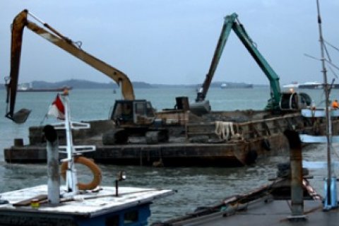 Penambahan Dermaga Batuampar/Joko Sulistyo