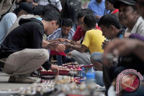 Pasar batu akik 