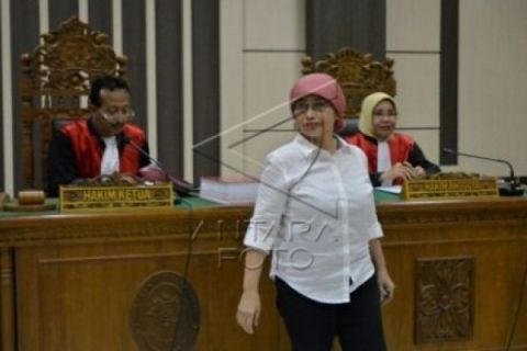 SIDANG PERDANA HARINI