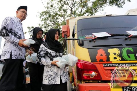 PGRI bagi takjil