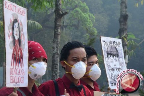 Aksi sikapi kabut asap