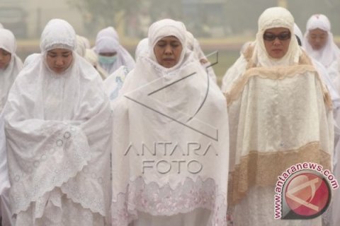 Mensos Shalat Istisqa di Katingan
