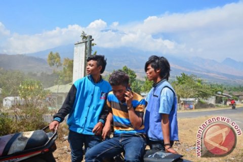 PORTER RINJANI MENGANGGUR