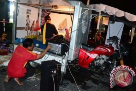 WAYANG KONTEMPORER KELILING