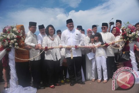 Peresmian jalan alternatif 