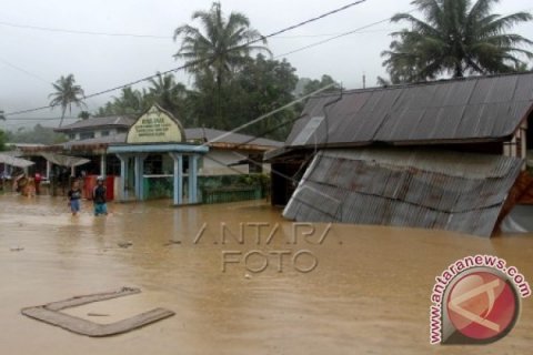 Banjir Solok Selatan