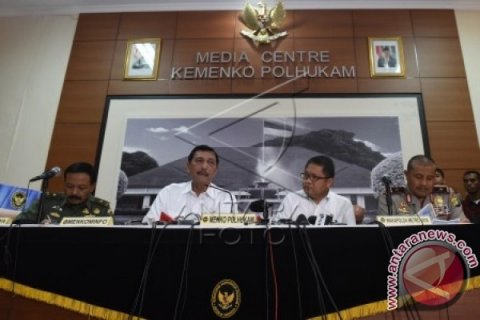 Konferensi Pers Demonstrasi Rusuh