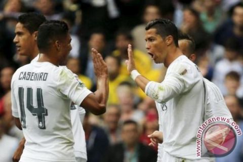 Gol menit akhir antar Real Madrid tekuk Las Palmas 2-1