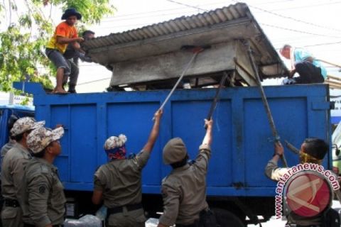 PENERTIBAN PKL