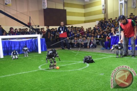 Kontes Robot Sepak Bola Indonesia