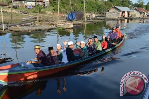 Kunker Bupati Naik Kelotok