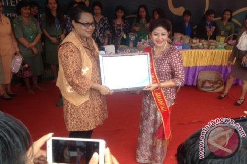 Menteri Yohana Yambise di Lamandau