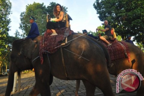 Wisatawan Asing Pertama Tahun 2017