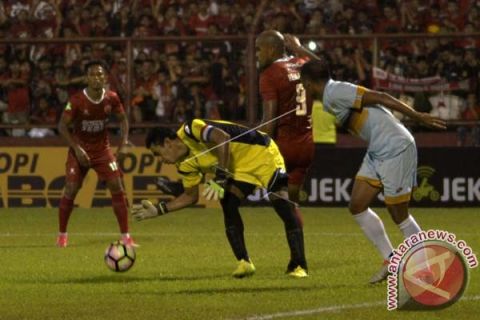 PSM MAKASSAR VS PERSELA LAMONGAN