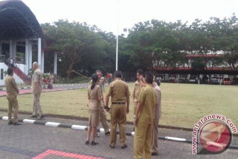 Persiapan Upacara Hari Kemerdekaan