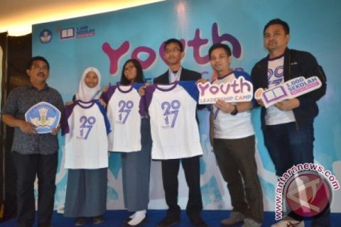 XL YOUTH LEADERSHIP CAMP DI MAKASSAR