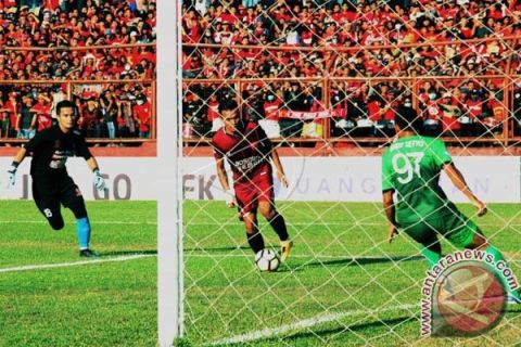 PSM MAKASSAR MENANG
