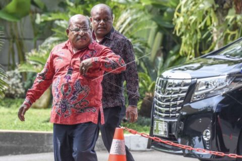 Gubernur Papua serahkan LHKPN ke KPK