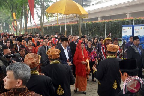 Penyambutan Keluarga Joko Widodo