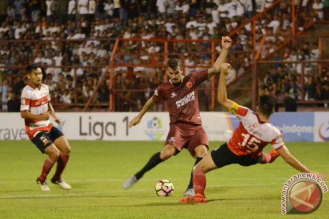 PSM Kalahkan Madura United