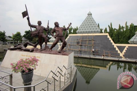 Perbaikan Bangunan Museum Sepuluh November