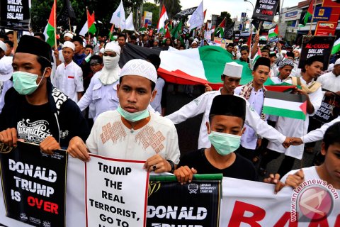 Demo Peduli Palestina