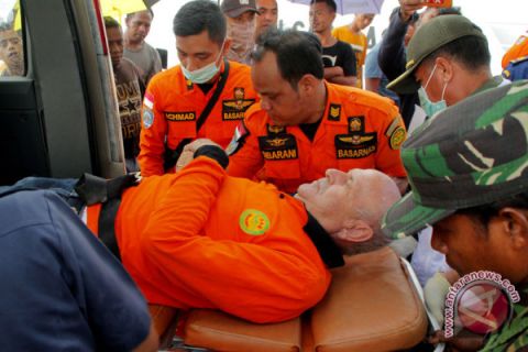 Basarnas Evakuasi Medis Wisatawan Jerman