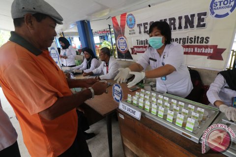 Tes Urine Pengemudi Angkutan Umum