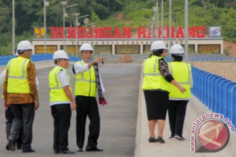 PERESMIAN TIGA PROYEK STRATEGIS NASIONAL