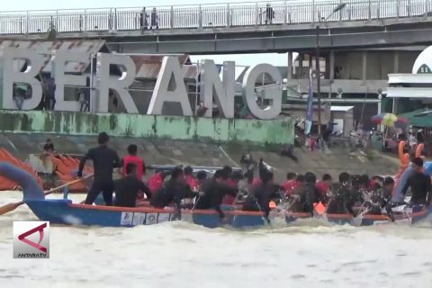 Beradu Tangkas dan Stategi dengan Lomba Balap Perahu