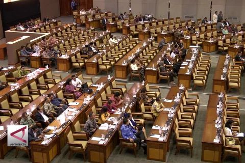 Rapim DPR RI Tunggu Surat Rekomendasi Partai Golkar
