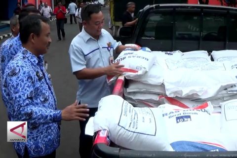 482.758 KPM dapat bantuan rastra gratis