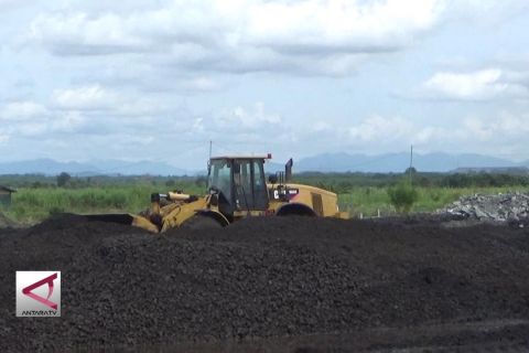 Gubernur cabut ijin usaha pertambangan batubara