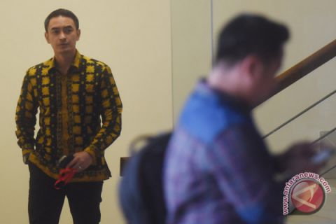 Pemeriksaan Zumi Zola