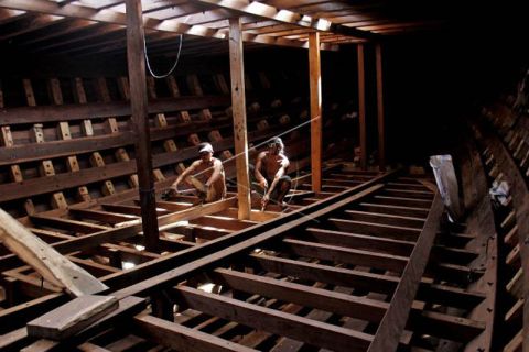 Pembuatan kapal pinisi Bulukumba