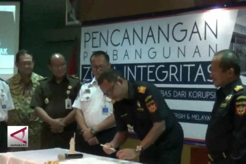 Bea Cukai merak canangkan zona integritas