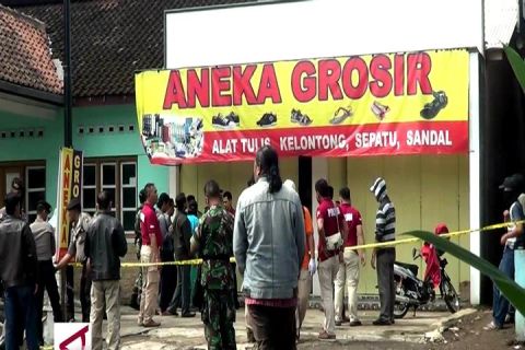 Densus 88 tangkap dua terduga teroris di Temanggung