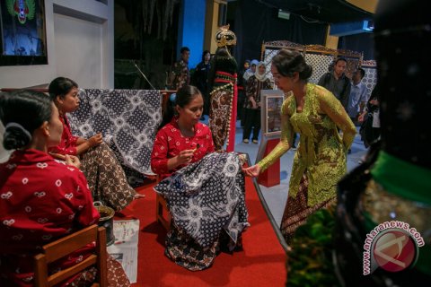 Cerita di balik goresan canting