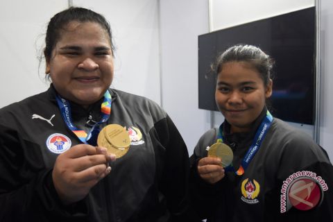 Medali Angkat Besi Putri