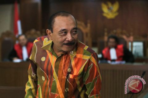 Foto Kemarin: Suap Pengadaan Satelit Bakamla